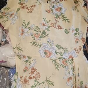 June & Hudson Floral Yellow Blouse Size Xlg